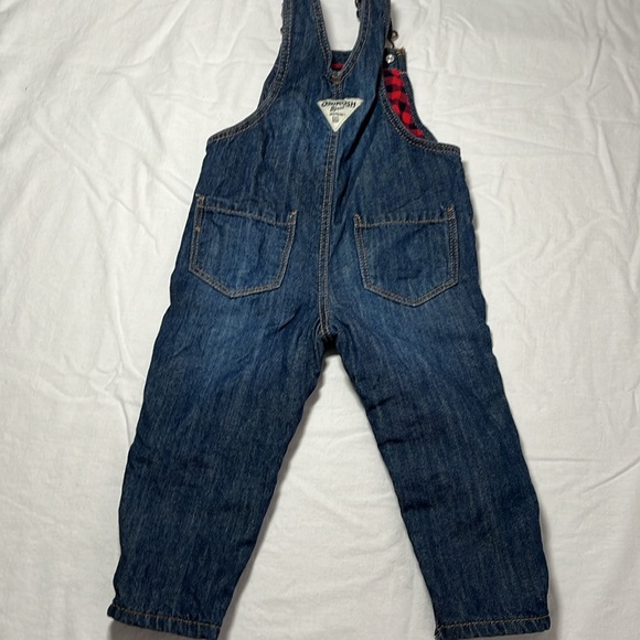 12M heart pocket Oshkosh overalls - Picture 4 of 6